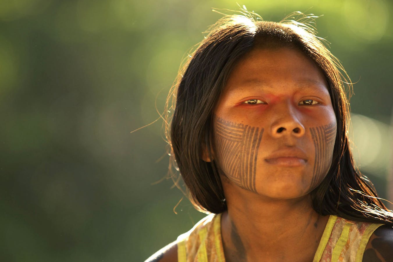 Portrait of a woman in the village of Ayukre. Brazil, Kayapo Indians, Xingu region